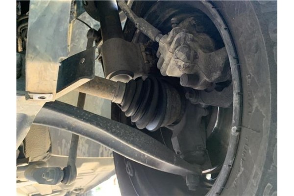 Recambio de mangueta delantero izquierda para peugeot partner tepee 1.6 premium referencia OEM IAM 364696  