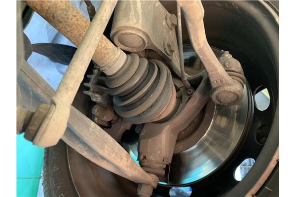 Recambio de mangueta delantero derecha para peugeot partner tepee 1.6 premium referencia OEM IAM 364796  