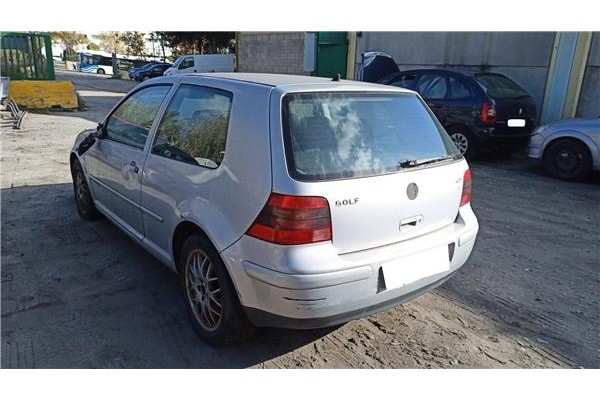 volkswagen golf iv berlina (1j1) del año 1999