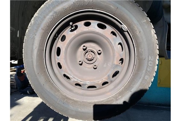 Recambio de llanta para peugeot partner tepee 1.6 premium referencia OEM IAM 5401Q5  