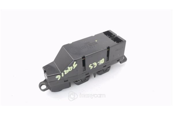 Recambio de mando elevalunas delantero izquierdo para hyundai lantra berlina (rd) 1.6 i referencia OEM IAM 9357029050  