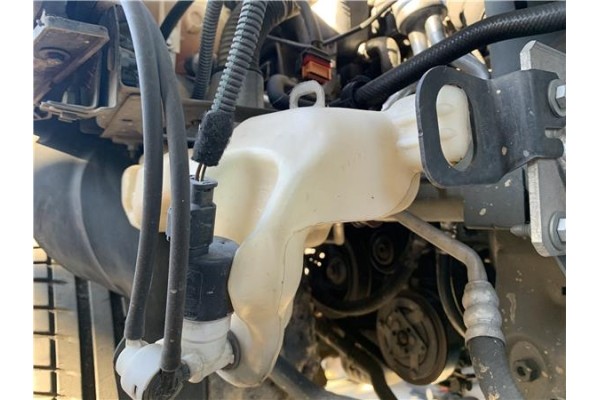 Recambio de deposito limpiaparabrisas para peugeot partner tepee 1.6 premium referencia OEM IAM 6431N9  