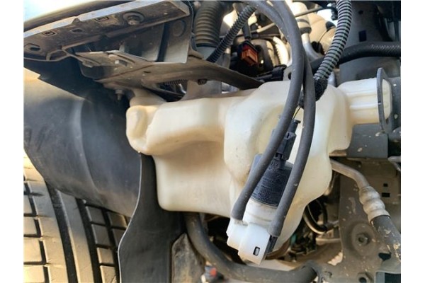Recambio de deposito limpiaparabrisas para peugeot partner tepee 1.6 premium referencia OEM IAM 6431N9  
