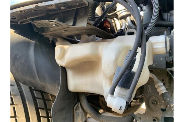 Recambio de deposito limpiaparabrisas para peugeot partner tepee 1.6 premium referencia OEM IAM 6431N9  