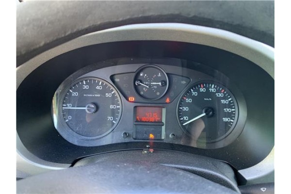 Recambio de cuadro completo para peugeot partner tepee 1.6 premium referencia OEM IAM 9801641680  