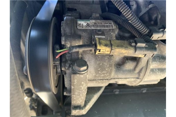 Recambio de compresor aire acond. para peugeot partner tepee 1.6 premium referencia OEM IAM 9825868180  