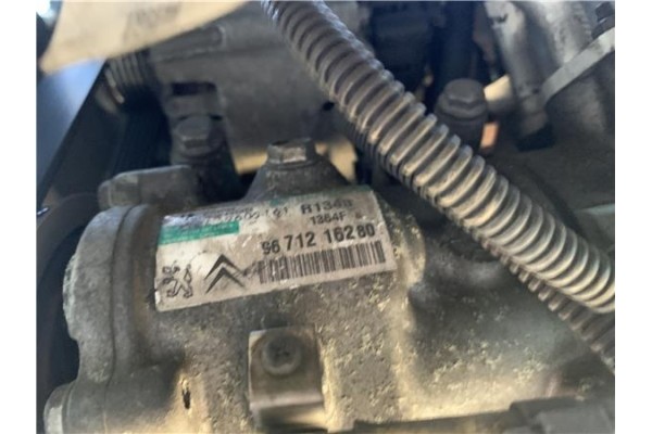 Recambio de compresor aire acond. para peugeot partner tepee 1.6 premium referencia OEM IAM 9825868180  