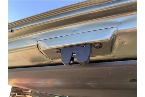 Recambio de cierre electromagnetico porton para peugeot partner tepee 1.6 premium referencia OEM IAM 8719G5  