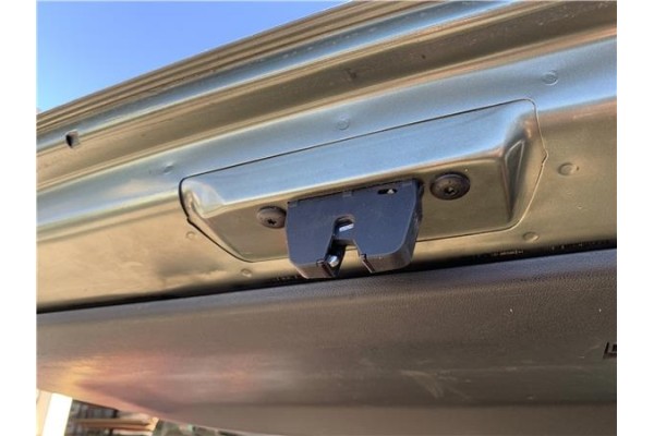 Recambio de cierre electromagnetico porton para peugeot partner tepee 1.6 premium referencia OEM IAM 8719G5  