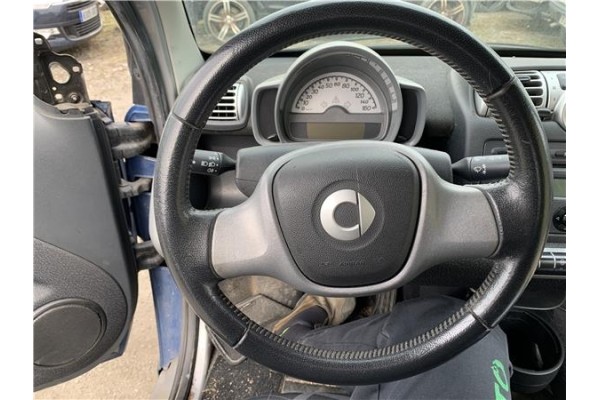 Recambio de volante para smart fortwo coupe 1.0 fortwo coupe (52kw) referencia OEM IAM A4514600118C74U  