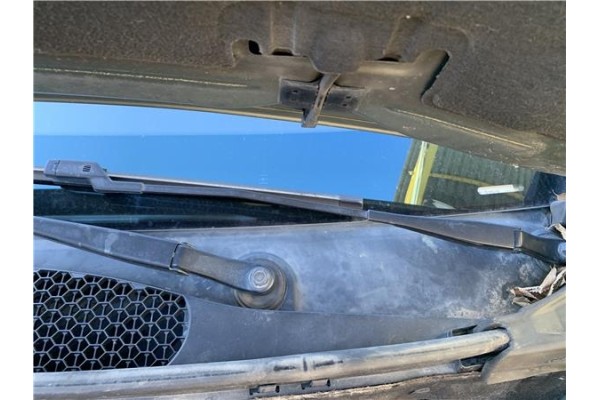 Recambio de brazo limpiaparabrisas delantero izquierdo para peugeot partner tepee 1.6 premium referencia OEM IAM 6429FG  