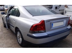 volvo s60 berlina del año 2004