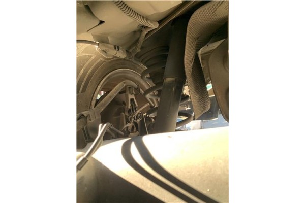 Recambio de amortiguador trasero derecho para peugeot partner tepee 1.6 premium referencia OEM IAM 5206YR  