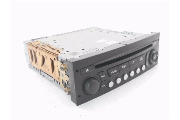 Recambio de autoradio para peugeot 207 sw 1.6 hdi referencia OEM IAM 96643697XT 16077504XT 