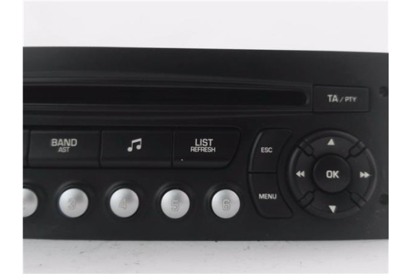 Recambio de autoradio para peugeot 207 sw 1.6 hdi referencia OEM IAM 96643697XT 16077504XT 