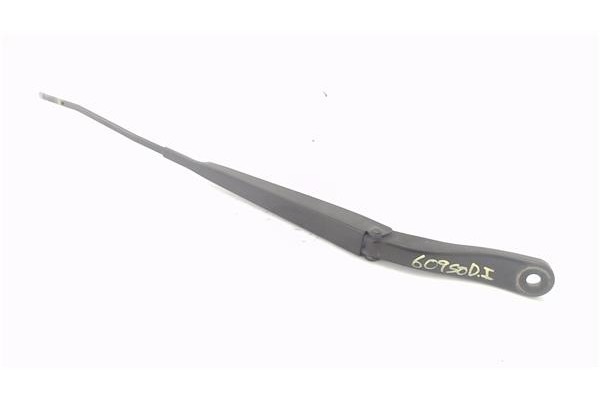 Recambio de brazo limpiaparabrisas delantero izquierdo para renault clio iii 1.5 dci (c/br1g) referencia OEM IAM 7701063181  