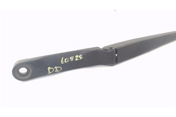 Recambio de brazo limpiaparabrisas delantero derecho para opel astra j berlina 5p 1.6 selective referencia OEM IAM 3392125738  