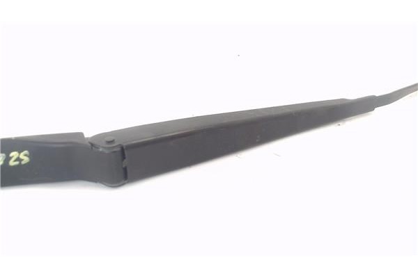 Recambio de brazo limpiaparabrisas delantero derecho para opel astra j berlina 5p 1.6 selective referencia OEM IAM 3392125738  