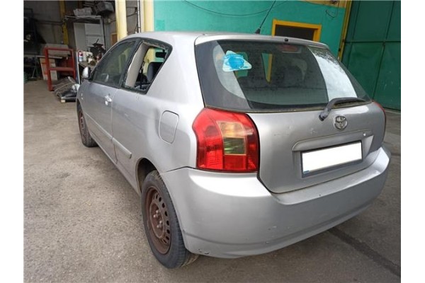 toyota corolla (e12) del año 2003