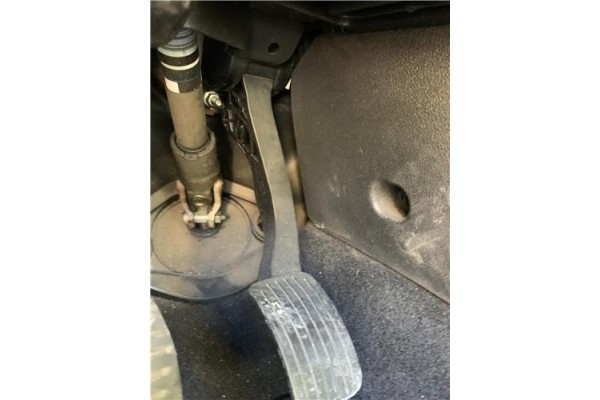 Recambio de pedal acelerador para peugeot partner tepee 1.6 premium referencia OEM IAM 1601EA  
