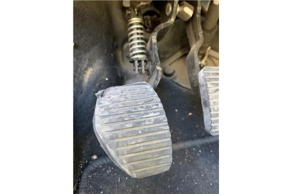 Recambio de pedal embrague para peugeot partner tepee 1.6 premium referencia OEM IAM 2127FH 1609819080 
