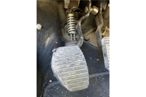 Recambio de pedal embrague para peugeot partner tepee 1.6 premium referencia OEM IAM 2127FH 1609819080 