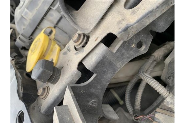Recambio de deposito limpiaparabrisas para jeep cherokee (kj) 2.5 crd básico referencia OEM IAM 5066867AA  