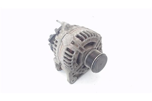 Recambio de alternador para renault clio iii 1.5 dci (c/br1g) referencia OEM IAM 7711368619  