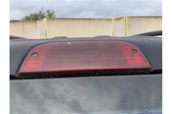 Recambio de luz central de freno para jeep cherokee (kj) 2.5 crd básico referencia OEM IAM 55155832AB  
