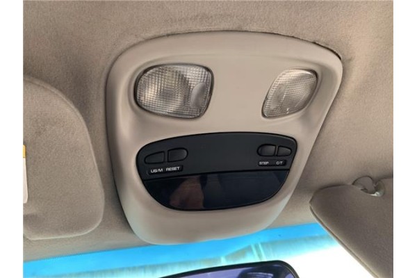 Recambio de luz interior techo para jeep cherokee (kj) 2.5 crd básico referencia OEM IAM 5014271AA  