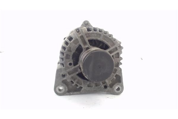 Recambio de alternador para renault clio iii 1.5 dci (c/br1g) referencia OEM IAM 7711368619  