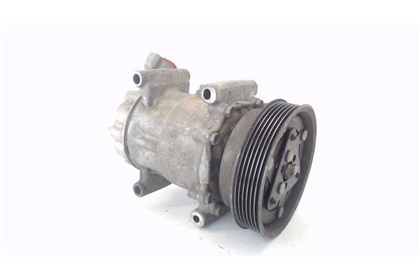 Recambio de compresor aire acond. para renault clio iii 1.5 dci (c/br1g) referencia OEM IAM 8200953359A 8200953359 