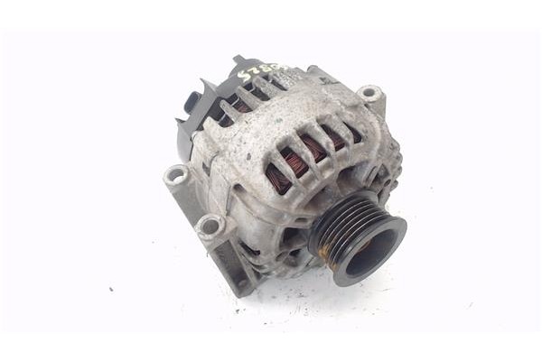 Recambio de alternador para opel astra j berlina 5p 1.6 selective referencia OEM IAM 13586367  