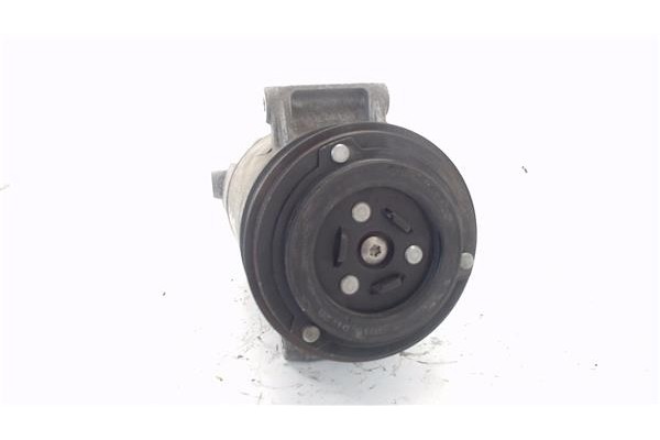 Recambio de compresor aire acond. para opel astra j berlina 5p 1.6 selective referencia OEM IAM 39201703  