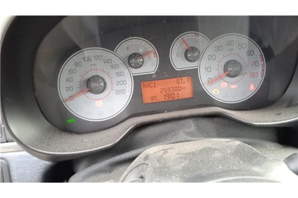 fiat punto / grande punto (199) del año 2008