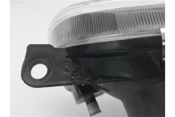 Recambio de faro delantero dcho para toyota corolla (e11) 2.0 d4d referencia OEM IAM 811101E530  