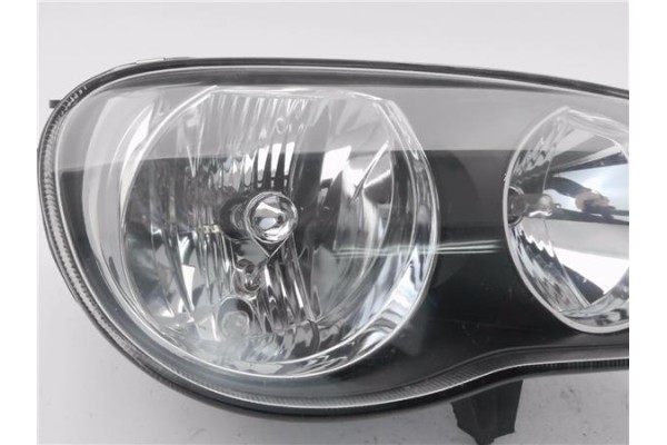 Recambio de faro delantero dcho para toyota corolla (e11) 2.0 d4d referencia OEM IAM 811101E530  