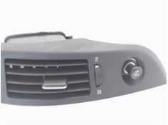 Recambio de rejilla entrada de aire para toyota corolla verso (r1) 2.2 d-4d sport referencia OEM IAM 6556444010 5568064010 