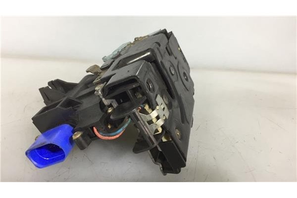 Recambio de cierre electromagnetico delantero derecho para skoda octavia berlina (1z3) 1.6 active referencia OEM IAM 3D2837016  