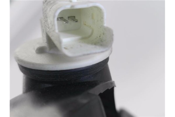 Recambio de piloto porton trasero derecho para mitsubishi colt cz3 berl. 3 (z30) 1.5 di-d instyle referencia OEM IAM 8336A029  