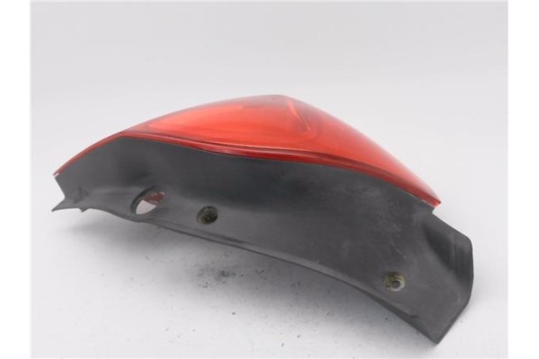 Recambio de piloto trasero izquierdo para renault clio iii 1.5 dci (c/br1g) referencia OEM IAM 8200776048  