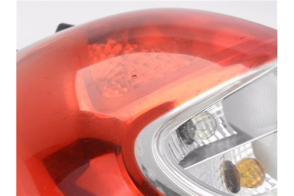 Recambio de piloto trasero izquierdo para renault clio iii 1.5 dci (c/br1g) referencia OEM IAM 8200776048  