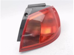 PILOTO TRASERO DERECHO MR957366 27850202 