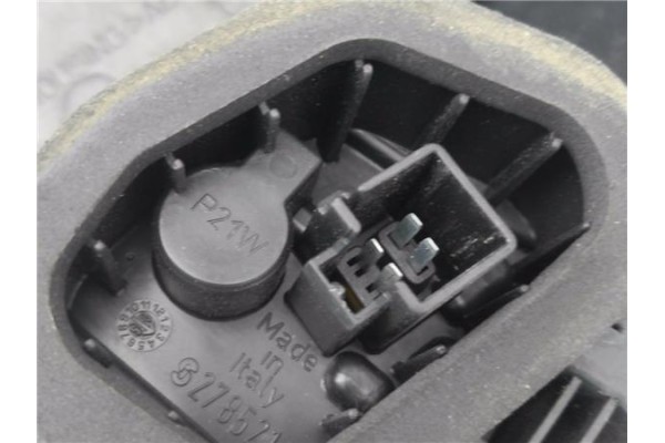 Recambio de piloto trasero izquierdo para mitsubishi colt cz3 berl. 3 (z30) 1.5 di-d instyle referencia OEM IAM MR957365 2785010