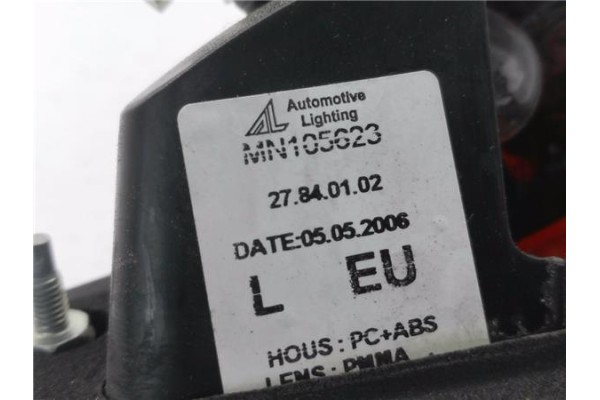 Recambio de piloto porton trasero izquierdo para mitsubishi colt cz3 berl. 3 (z30) 1.5 di-d instyle referencia OEM IAM MN105623 