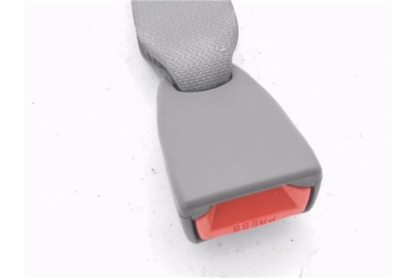 Recambio de anclaje cinturon trasero izquierdo para hyundai tucson (jm) 2.0 crdi referencia OEM IAM 898302E000U7  