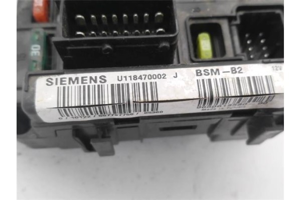 Recambio de caja fusibles/rele para peugeot partner furgón (5) 1.9 d referencia OEM IAM 9650618580 U118470002 