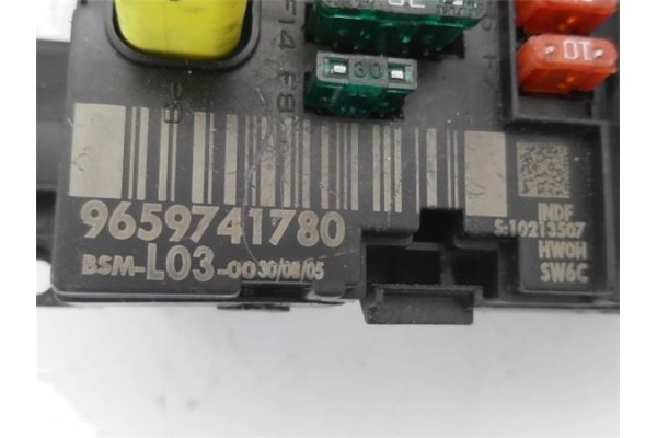 Recambio de caja fusibles/rele para citroen c3 1.4 hdi referencia OEM IAM 9659741780  