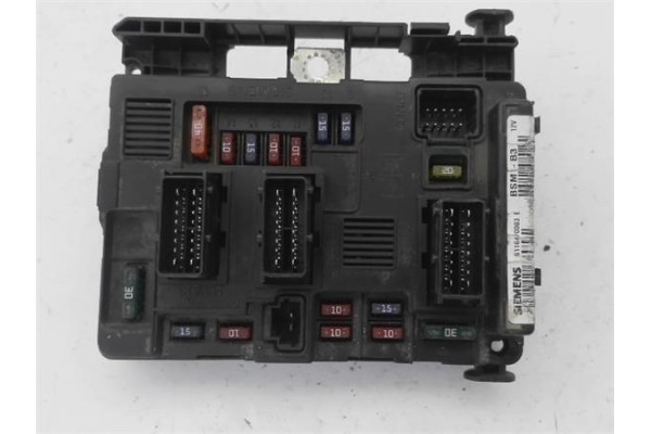 Recambio de caja fusibles/rele para citroen c3 1.1 i referencia OEM IAM 9643498880 S118470003 E 