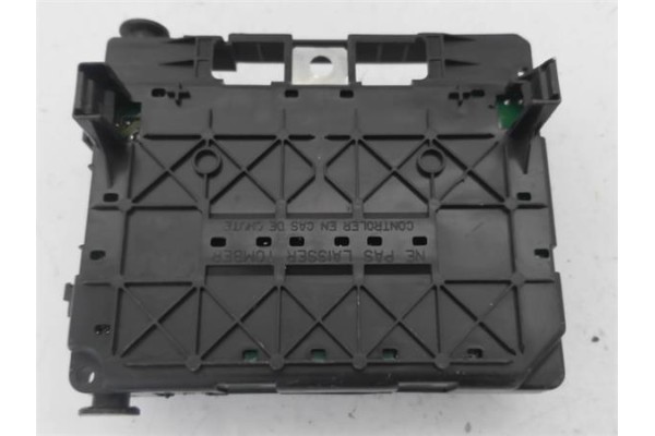 Recambio de caja fusibles/rele para citroen c3 1.1 i referencia OEM IAM 9643498880 S118470003 E 